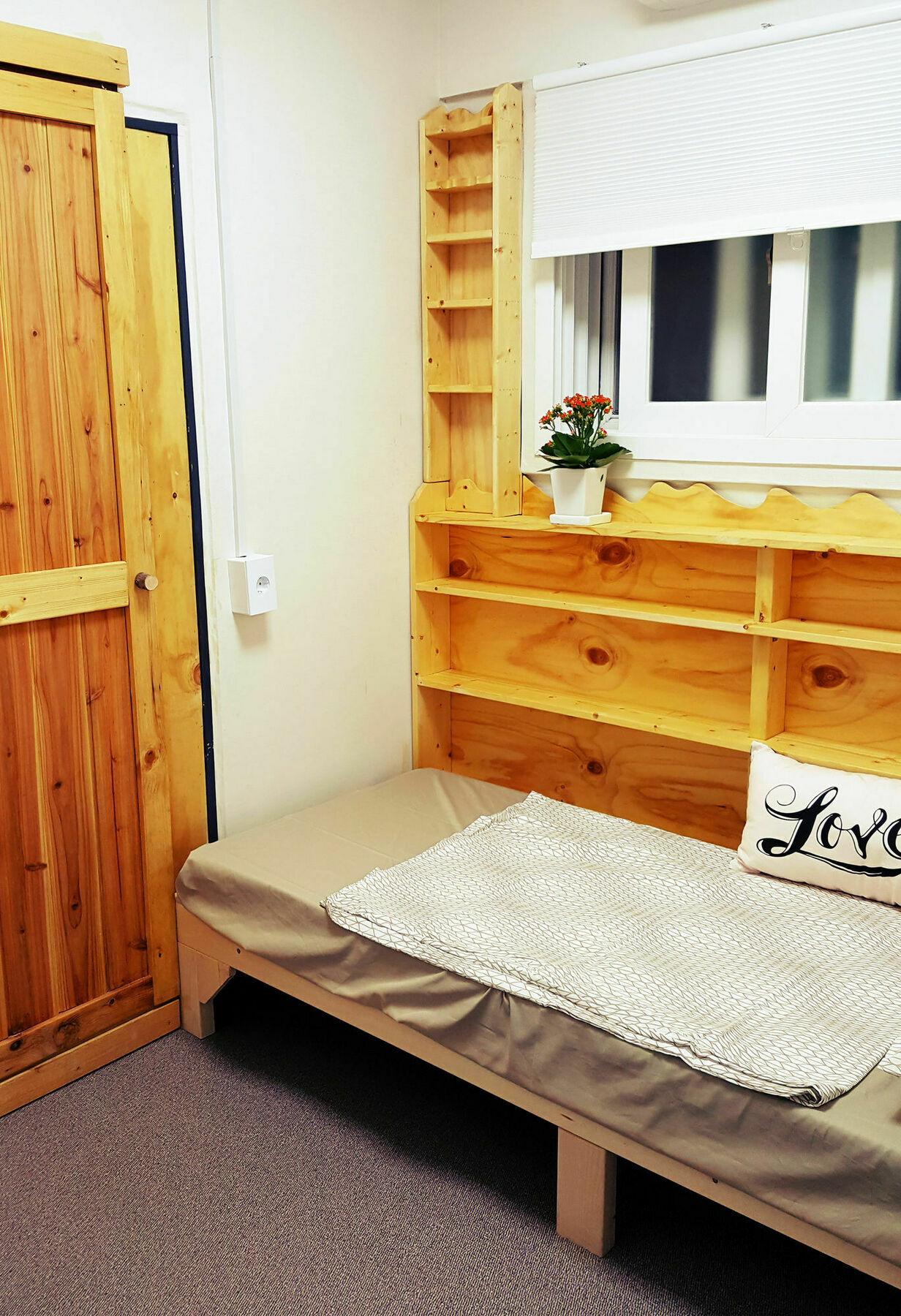 Lvia Guesthouse Seoul Bagian luar foto